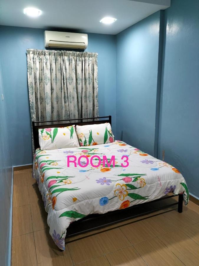 Rumah percutian Omak Ayah Seremban